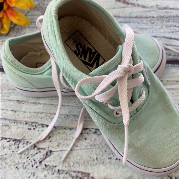 kids vans size 8